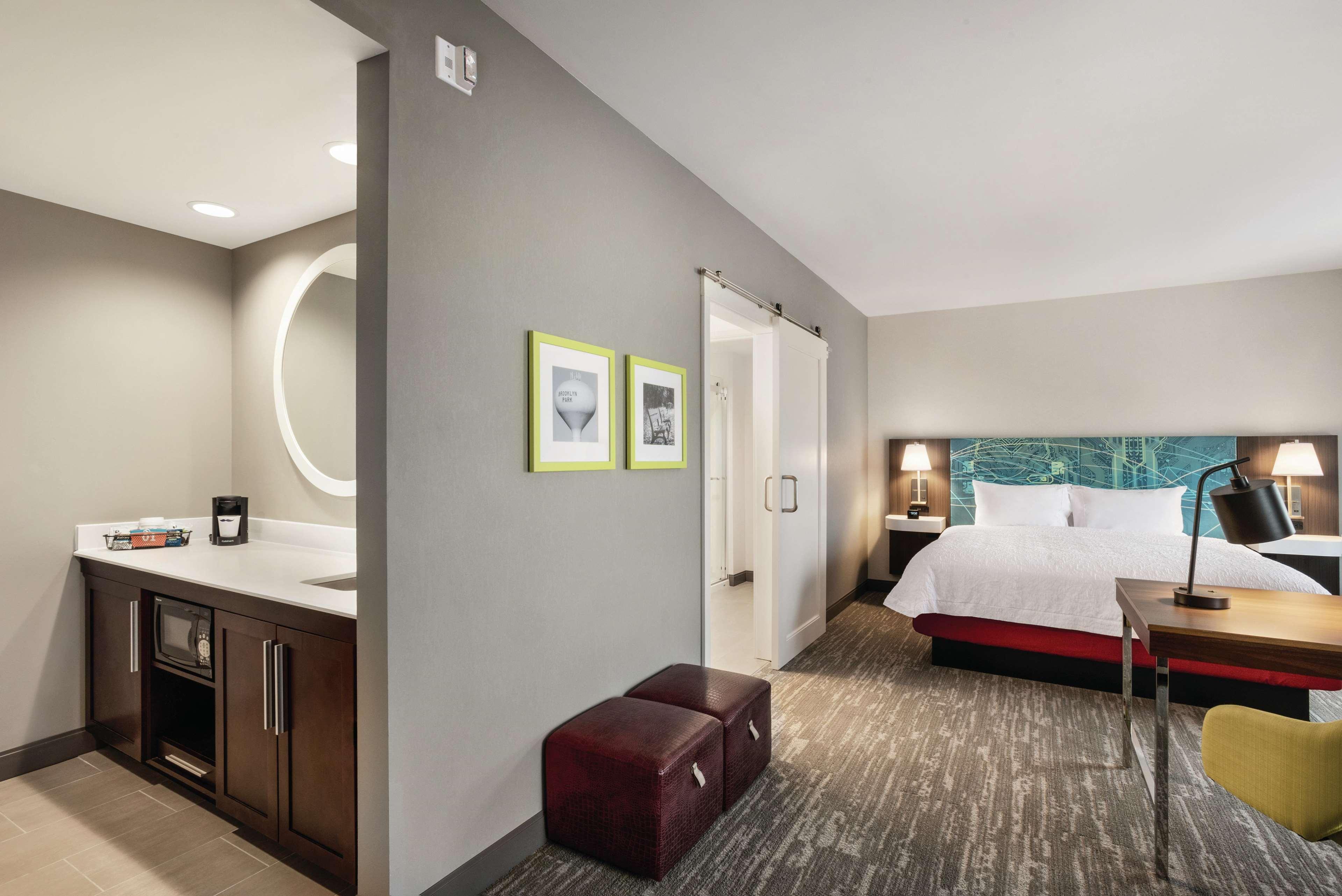 Hampton Inn Brooklyn Park Dış mekan fotoğraf