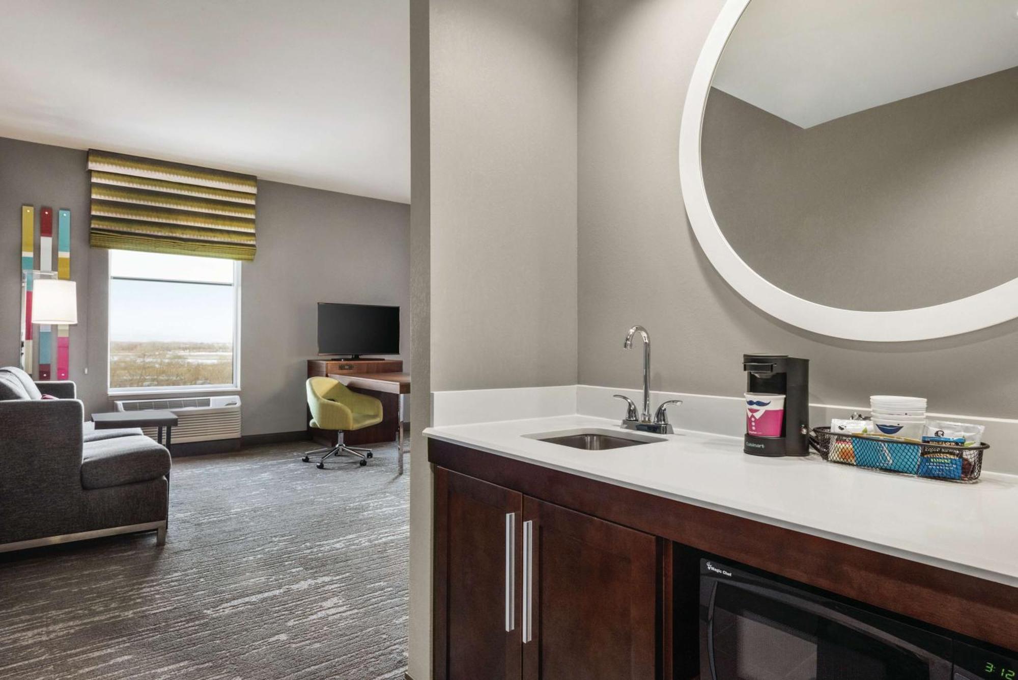 Hampton Inn Brooklyn Park Dış mekan fotoğraf