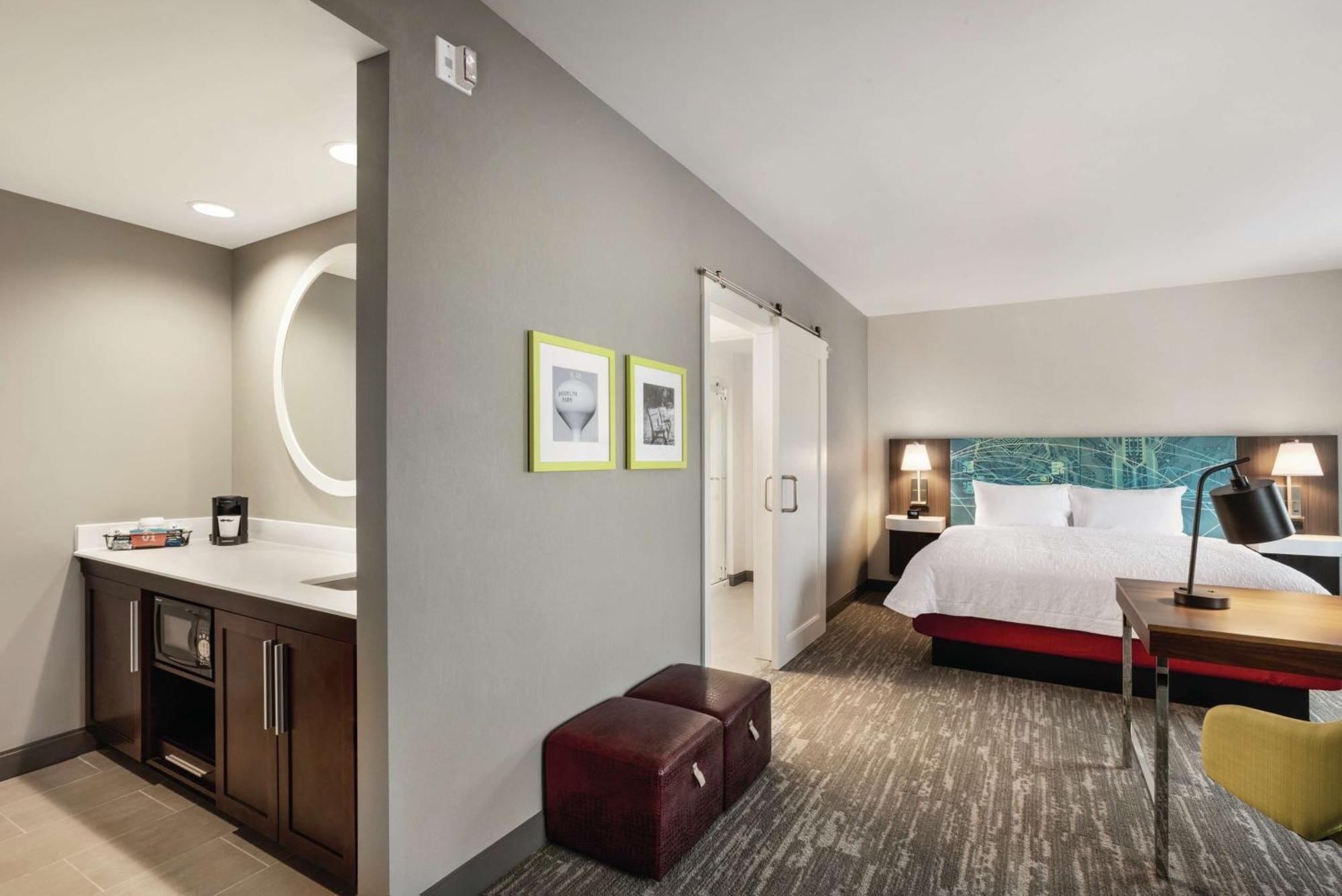 Hampton Inn Brooklyn Park Dış mekan fotoğraf